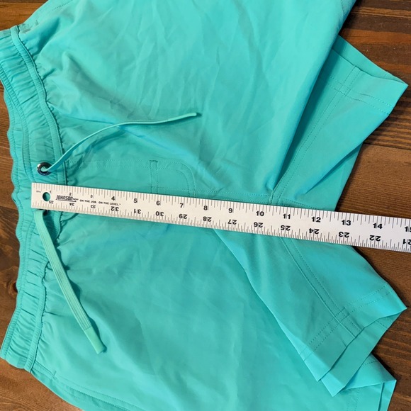Bamboo Ave Boundless Lightweight Breathable Shorts 5" Size Medium Teal - Picture 4 of 10